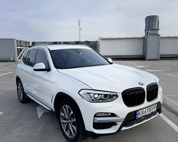 Білий БМВ Х3, об'ємом двигуна 2 л та пробігом 115 тис. км за 28500 $, фото 4 на Automoto.ua