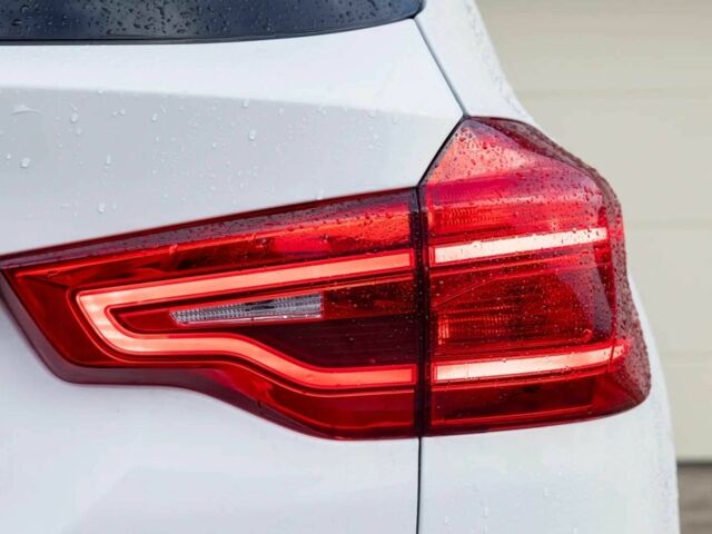 Белый БМВ Х3, объемом двигателя 0 л и пробегом 72 тыс. км за 21000 $, фото 11 на Automoto.ua