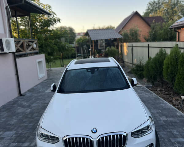 Білий БМВ Х3, об'ємом двигуна 2 л та пробігом 104 тис. км за 28900 $, фото 2 на Automoto.ua