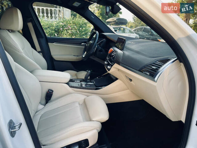 Белый БМВ Х3, объемом двигателя 2 л и пробегом 93 тыс. км за 30500 $, фото 18 на Automoto.ua