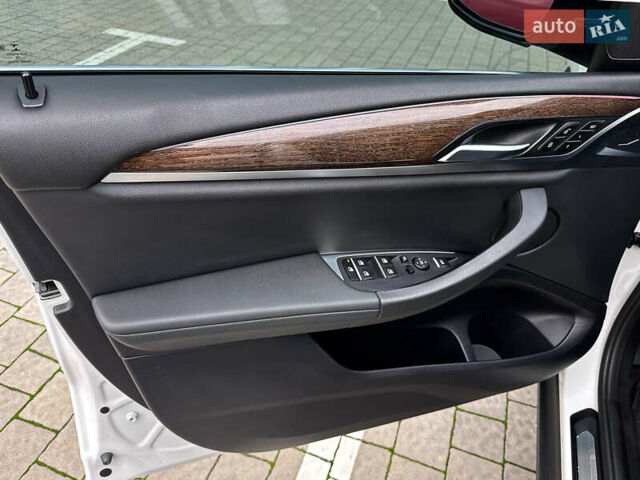 Белый БМВ Х3, объемом двигателя 2 л и пробегом 115 тыс. км за 30500 $, фото 22 на Automoto.ua