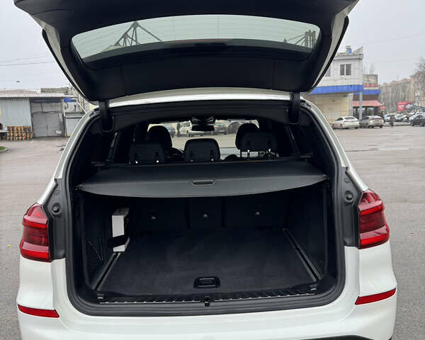 Белый БМВ Х3, объемом двигателя 2 л и пробегом 115 тыс. км за 25399 $, фото 16 на Automoto.ua