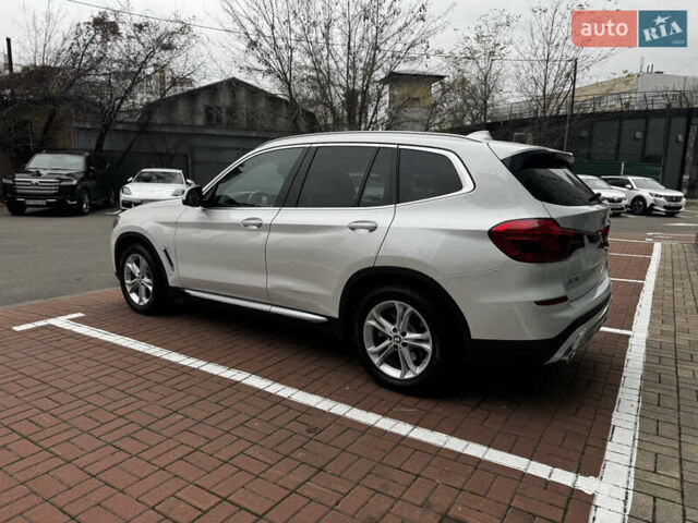 Белый БМВ Х3, объемом двигателя 2 л и пробегом 82 тыс. км за 27000 $, фото 1 на Automoto.ua