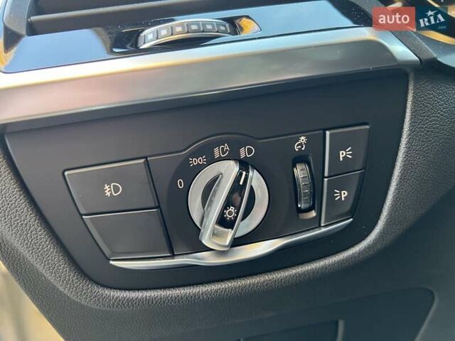 Белый БМВ Х3, объемом двигателя 2 л и пробегом 82 тыс. км за 27700 $, фото 16 на Automoto.ua