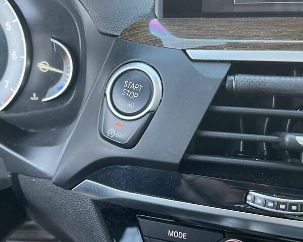 Білий БМВ Х3, об'ємом двигуна 2 л та пробігом 75 тис. км за 33300 $, фото 16 на Automoto.ua