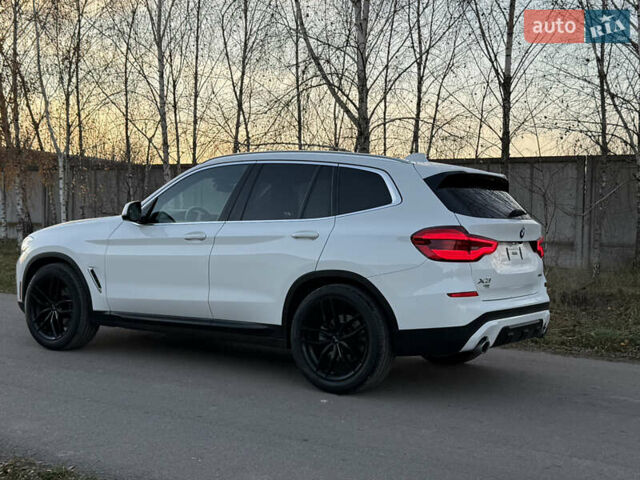 Белый БМВ Х3, объемом двигателя 2 л и пробегом 178 тыс. км за 21999 $, фото 30 на Automoto.ua