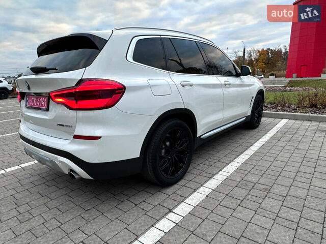 Белый БМВ Х3, объемом двигателя 2 л и пробегом 115 тыс. км за 30500 $, фото 7 на Automoto.ua