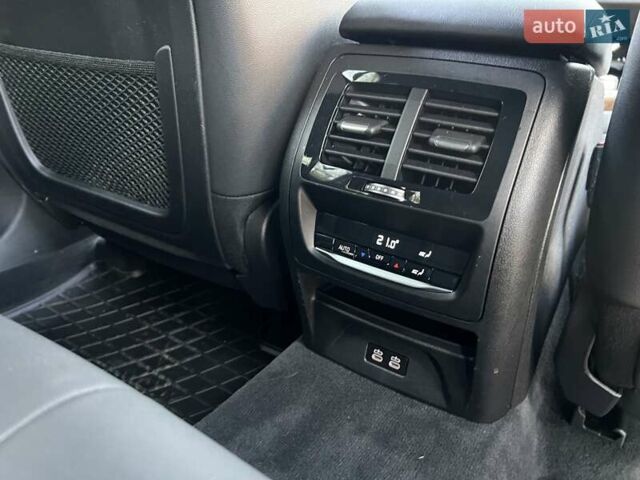 Белый БМВ Х3, объемом двигателя 2 л и пробегом 82 тыс. км за 27700 $, фото 35 на Automoto.ua