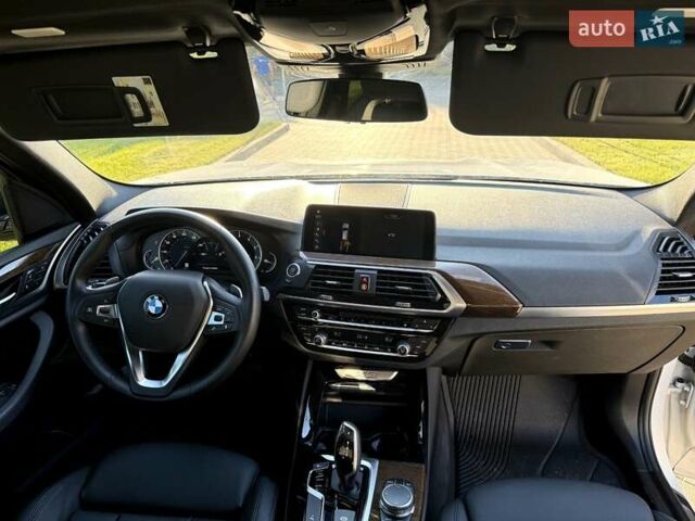 Білий БМВ Х3, об'ємом двигуна 2 л та пробігом 82 тис. км за 26000 $, фото 4 на Automoto.ua