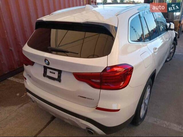Білий БМВ Х3, об'ємом двигуна 2 л та пробігом 67 тис. км за 19800 $, фото 19 на Automoto.ua