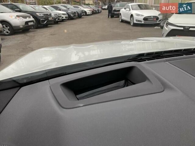 Білий БМВ Х3, об'ємом двигуна 3 л та пробігом 64 тис. км за 43490 $, фото 43 на Automoto.ua