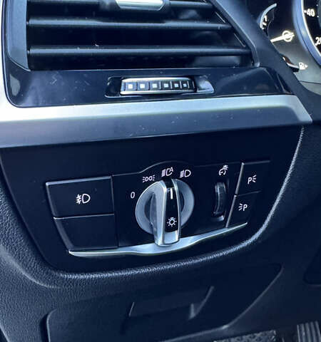 Білий БМВ Х3, об'ємом двигуна 2 л та пробігом 186 тис. км за 23000 $, фото 28 на Automoto.ua