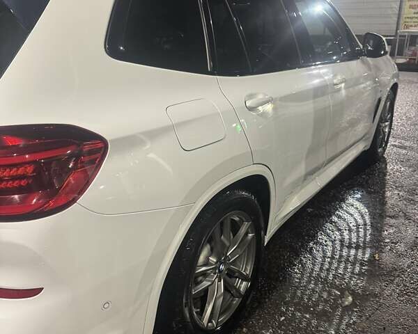 Белый БМВ Х3, объемом двигателя 2 л и пробегом 67 тыс. км за 38999 $, фото 6 на Automoto.ua