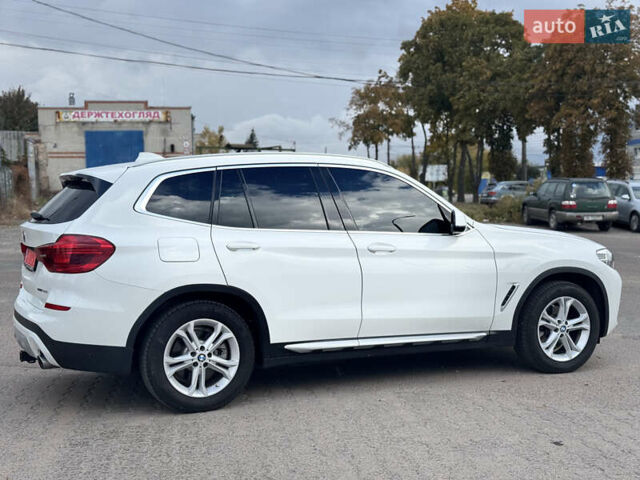 Белый БМВ Х3, объемом двигателя 2 л и пробегом 70 тыс. км за 28500 $, фото 3 на Automoto.ua