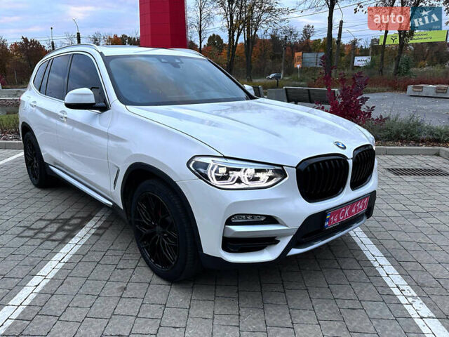 Белый БМВ Х3, объемом двигателя 2 л и пробегом 115 тыс. км за 30500 $, фото 10 на Automoto.ua