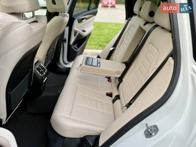 Белый БМВ Х3, объемом двигателя 2 л и пробегом 34 тыс. км за 28500 $, фото 16 на Automoto.ua