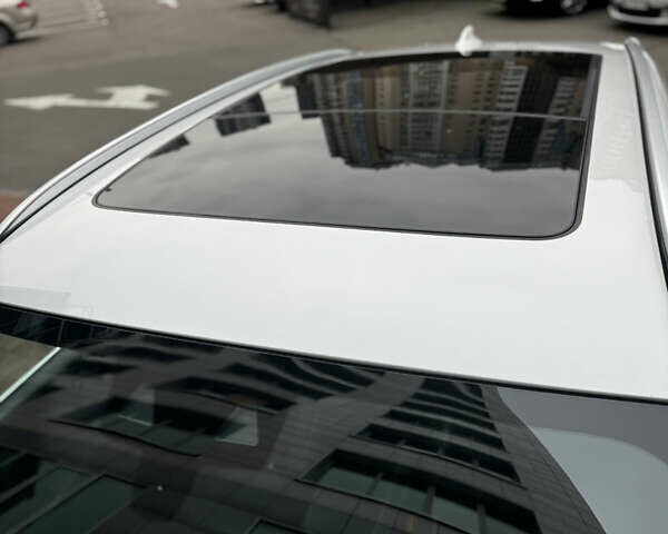 Белый БМВ Х3, объемом двигателя 2 л и пробегом 82 тыс. км за 27000 $, фото 45 на Automoto.ua