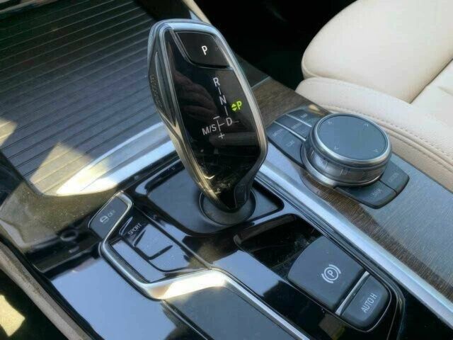 Білий БМВ Х3, об'ємом двигуна 2 л та пробігом 41 тис. км за 16500 $, фото 13 на Automoto.ua