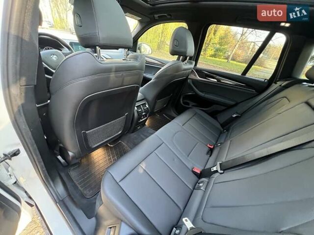 Белый БМВ Х3, объемом двигателя 2 л и пробегом 82 тыс. км за 27700 $, фото 24 на Automoto.ua