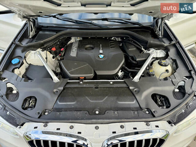 Белый БМВ Х3, объемом двигателя 2 л и пробегом 34 тыс. км за 28500 $, фото 24 на Automoto.ua