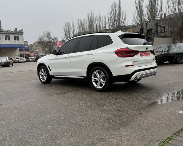 Белый БМВ Х3, объемом двигателя 2 л и пробегом 115 тыс. км за 25399 $, фото 12 на Automoto.ua