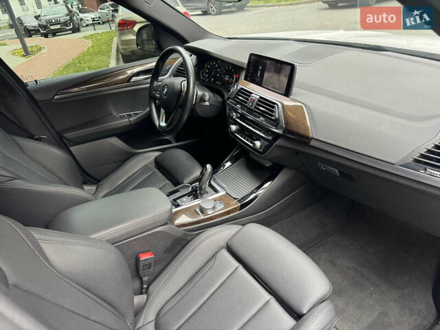 Белый БМВ Х3, объемом двигателя 2 л и пробегом 79 тыс. км за 25800 $, фото 18 на Automoto.ua