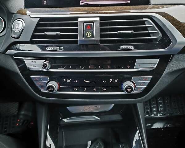 Білий БМВ Х3, об'ємом двигуна 2 л та пробігом 87 тис. км за 29900 $, фото 14 на Automoto.ua