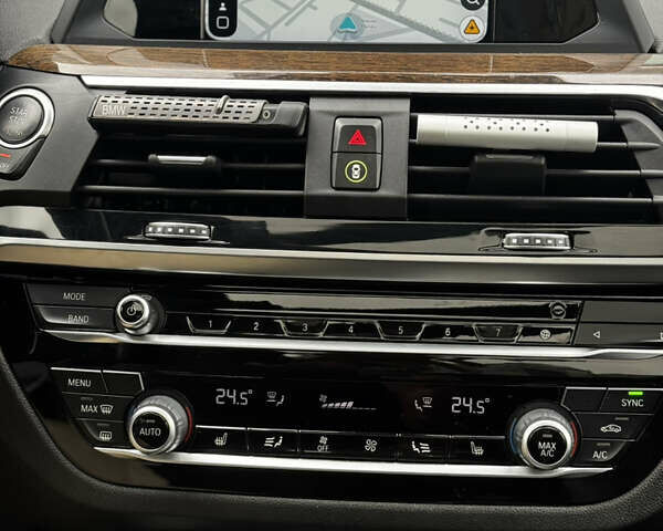 Белый БМВ Х3, объемом двигателя 2 л и пробегом 82 тыс. км за 27000 $, фото 21 на Automoto.ua