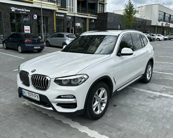 Білий БМВ Х3, об'ємом двигуна 2 л та пробігом 81 тис. км за 27800 $, фото 5 на Automoto.ua
