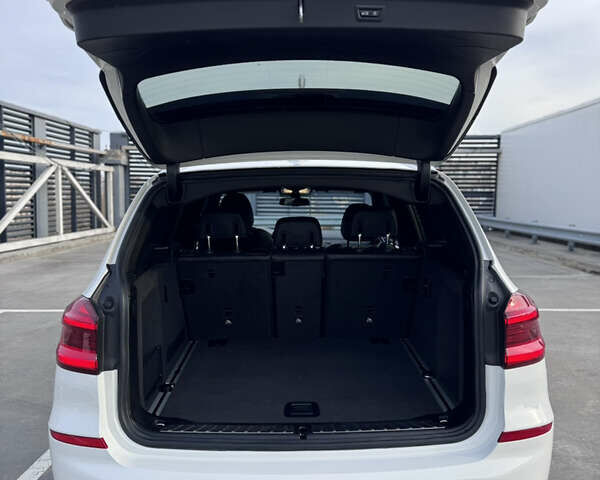 Белый БМВ Х3, объемом двигателя 2 л и пробегом 115 тыс. км за 28500 $, фото 8 на Automoto.ua