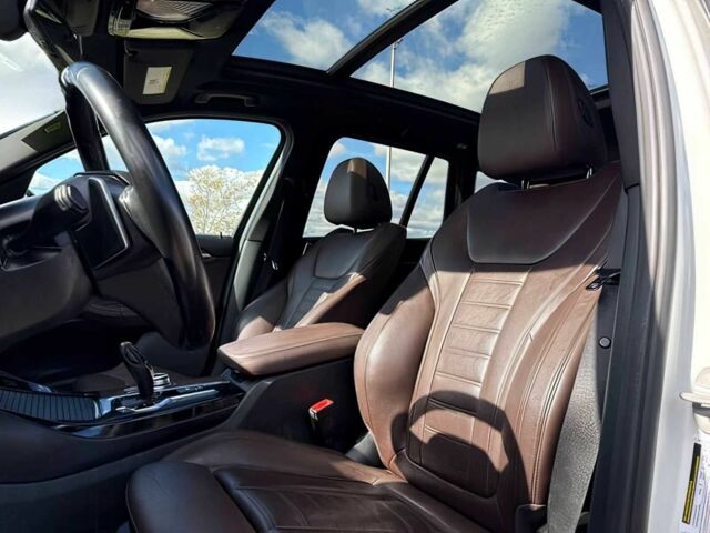 Білий БМВ Х3, об'ємом двигуна 2 л та пробігом 33 тис. км за 16450 $, фото 6 на Automoto.ua