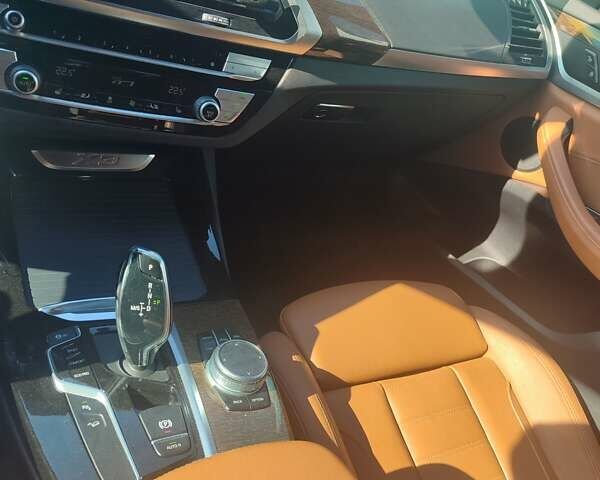 Белый БМВ Х3, объемом двигателя 2 л и пробегом 94 тыс. км за 31800 $, фото 22 на Automoto.ua