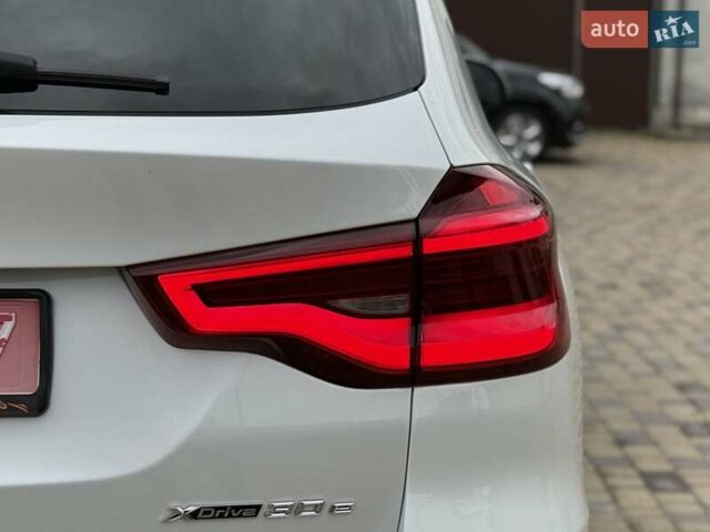 Білий БМВ Х3, об'ємом двигуна 2 л та пробігом 73 тис. км за 41900 $, фото 17 на Automoto.ua