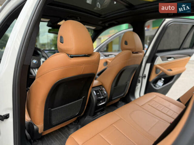 Білий БМВ Х3, об'ємом двигуна 3 л та пробігом 92 тис. км за 41900 $, фото 31 на Automoto.ua