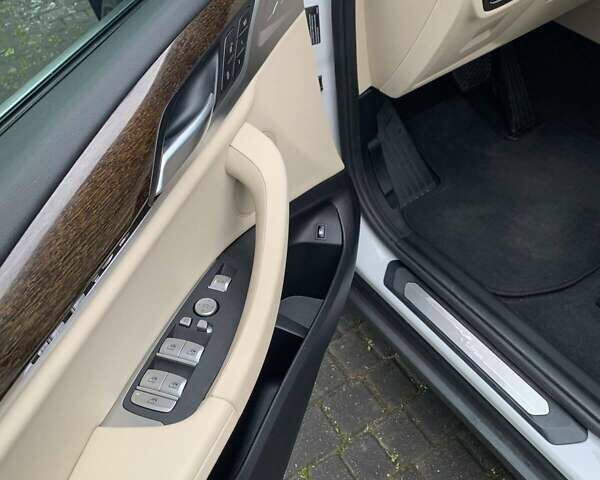 Белый БМВ Х3, объемом двигателя 2 л и пробегом 38 тыс. км за 41500 $, фото 18 на Automoto.ua
