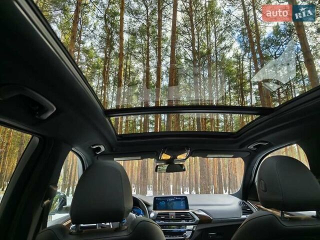 Белый БМВ Х3, объемом двигателя 2 л и пробегом 73 тыс. км за 39400 $, фото 30 на Automoto.ua