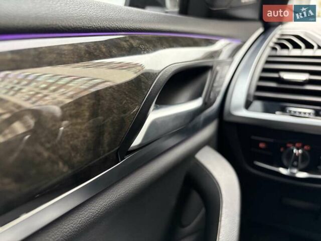 Белый БМВ Х3, объемом двигателя 2 л и пробегом 51 тыс. км за 39333 $, фото 11 на Automoto.ua