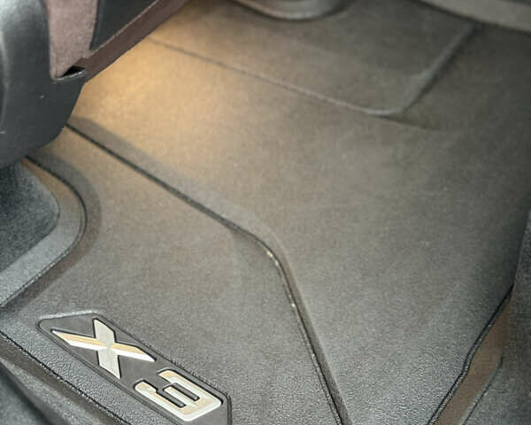 Білий БМВ Х3, об'ємом двигуна 3 л та пробігом 64 тис. км за 39999 $, фото 17 на Automoto.ua