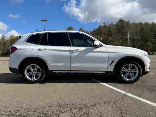 Білий БМВ Х3, об'ємом двигуна 2 л та пробігом 33 тис. км за 16450 $, фото 5 на Automoto.ua