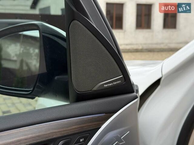 Білий БМВ Х3, об'ємом двигуна 2 л та пробігом 73 тис. км за 41900 $, фото 26 на Automoto.ua