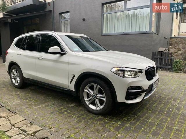 Белый БМВ Х3, объемом двигателя 2 л и пробегом 38 тыс. км за 41500 $, фото 1 на Automoto.ua