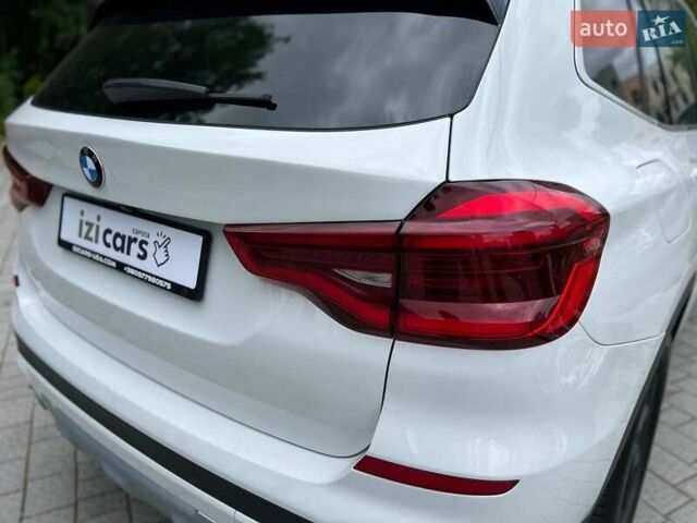 Белый БМВ Х3, объемом двигателя 2 л и пробегом 97 тыс. км за 32499 $, фото 8 на Automoto.ua