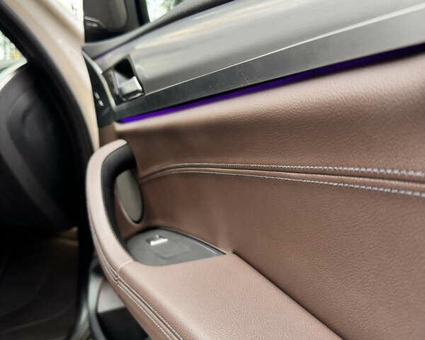 Білий БМВ Х3, об'ємом двигуна 3 л та пробігом 64 тис. км за 39999 $, фото 65 на Automoto.ua