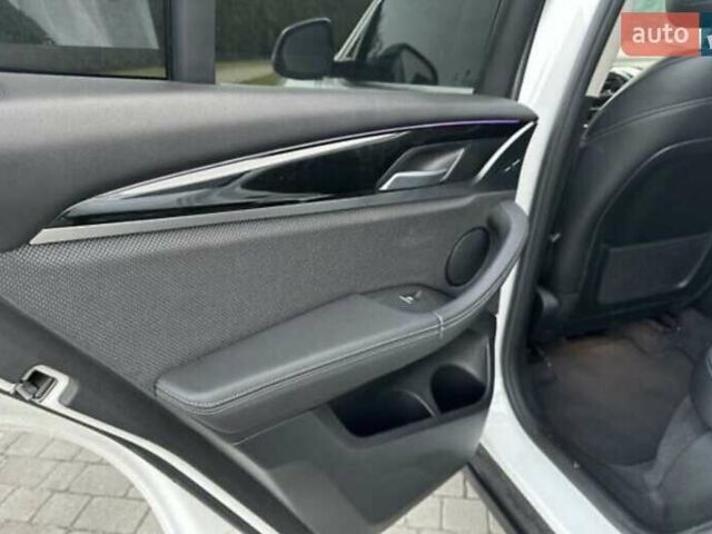 Білий БМВ Х3, об'ємом двигуна 3 л та пробігом 200 тис. км за 34000 $, фото 27 на Automoto.ua