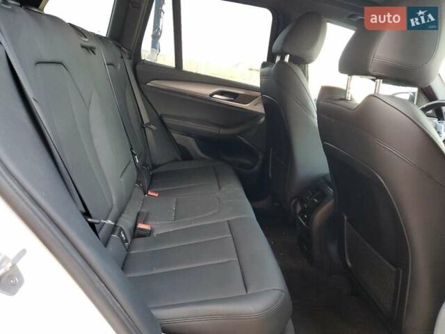 Белый БМВ Х3, объемом двигателя 0 л и пробегом 86 тыс. км за 9300 $, фото 10 на Automoto.ua