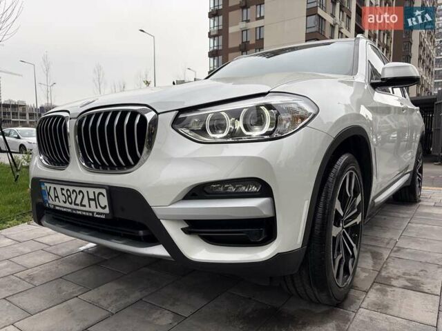 Белый БМВ Х3, объемом двигателя 2 л и пробегом 51 тыс. км за 39333 $, фото 52 на Automoto.ua