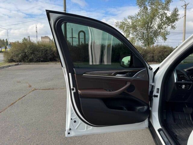 Білий БМВ Х3, об'ємом двигуна 0 л та пробігом 110 тис. км за 21000 $, фото 11 на Automoto.ua