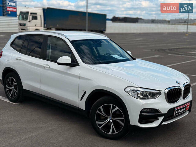 Белый БМВ Х3, объемом двигателя 2 л и пробегом 134 тыс. км за 36990 $, фото 4 на Automoto.ua