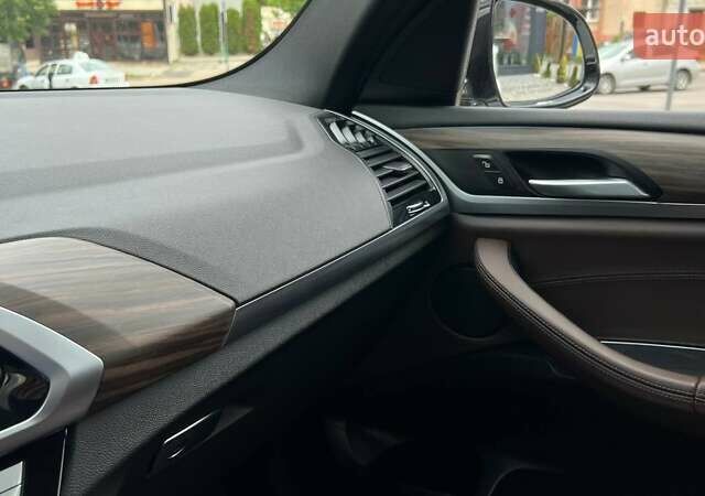 Белый БМВ Х3, объемом двигателя 2 л и пробегом 97 тыс. км за 32499 $, фото 16 на Automoto.ua