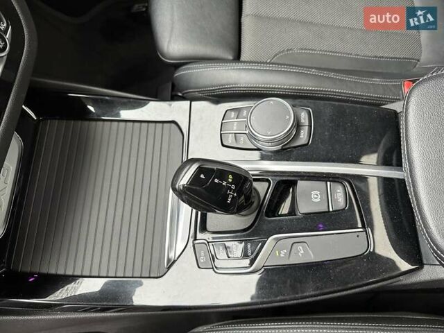 Белый БМВ Х3, объемом двигателя 3 л и пробегом 147 тыс. км за 34900 $, фото 26 на Automoto.ua